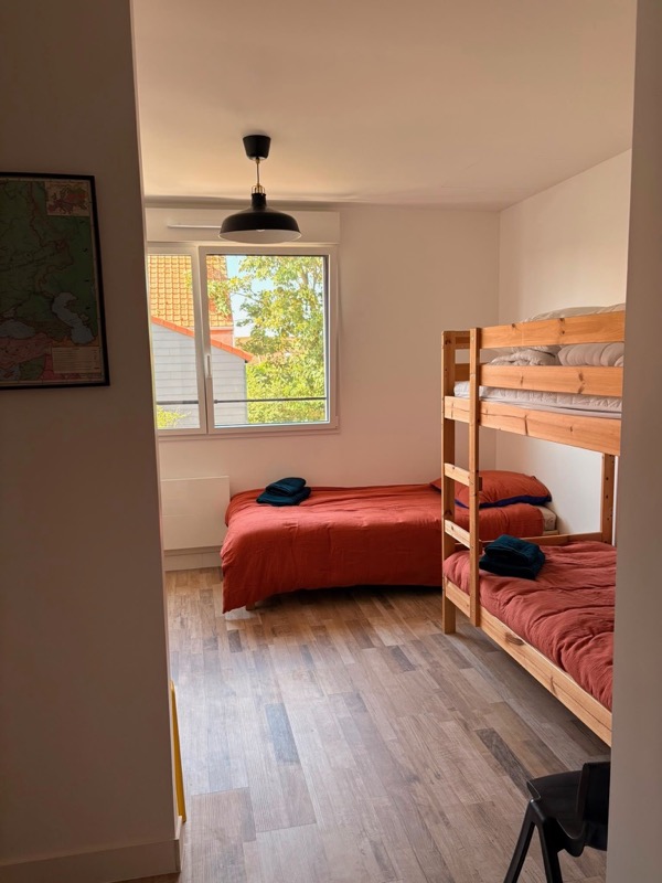chambre lit double lits superposés